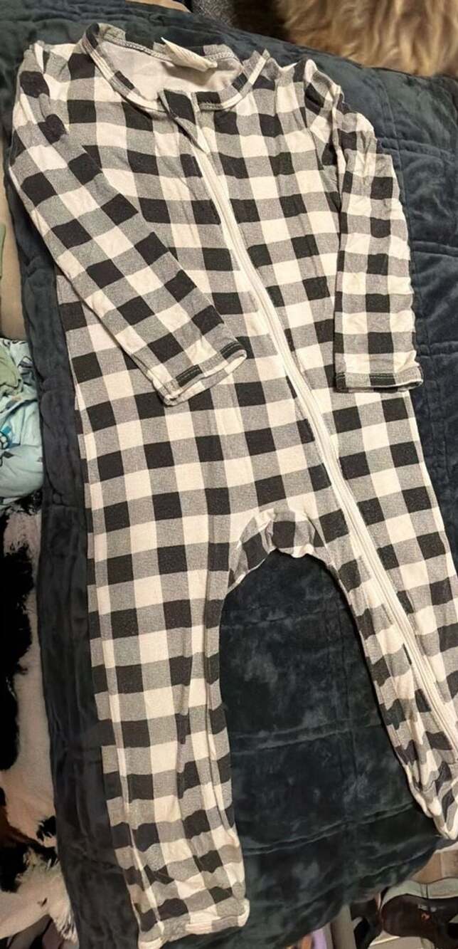 Spearmint Love Black and White Checkered Long Sleeve Romper 18-24m
